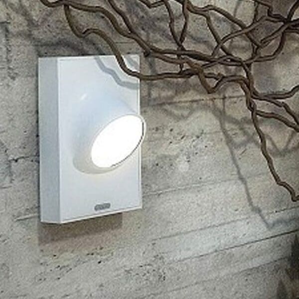 artemide ciclope parete grigio bianco