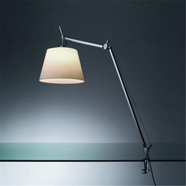artemide-lampada-da-tavolo-tolomeo-mega-table-nero-con-dimmer-con-morsetto-con-diffusore-in-pergamena-36