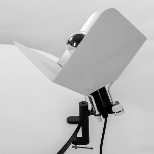 Stilnovo TRIEDRO tavolo/parete con morsetto – bianco