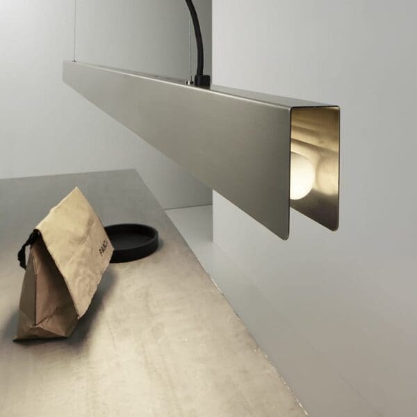 Vesoi U Brass 110-so ottone grezzo cavo nero