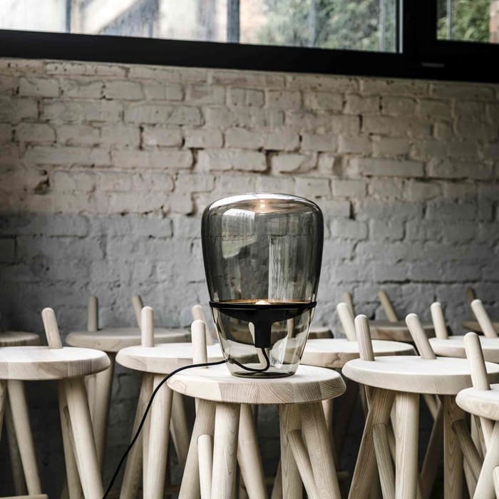 BROKIS BALLOONS small - table - smoke grey glass - black reflector - Image 2