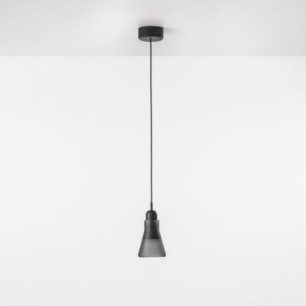 BROKIS SHADOWS XL PC976 - sospensione - vetro nero - corpo nero e rosone quercia nera