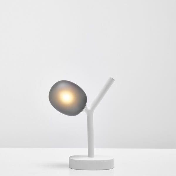 BROKIS IVY BATTERY PC1233 - tavolo - vetro grigio fumé trasparente - struttura bianco opaco - outdoor