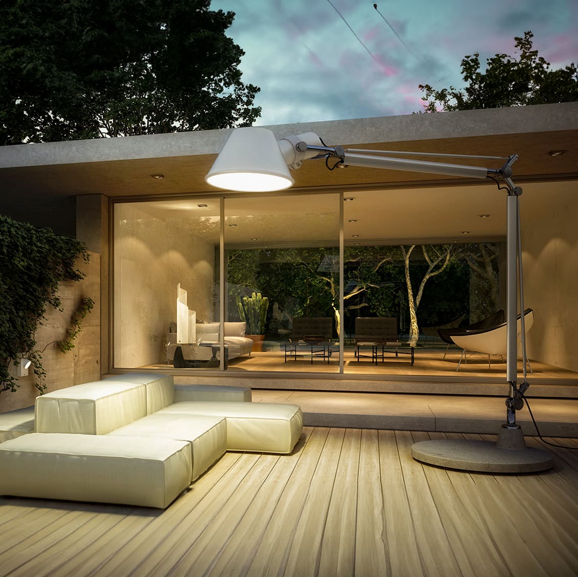 L'iconica lampada Tolomeo in versione xxl per outdoor