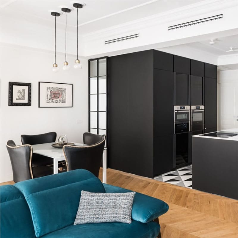 Tooy NABILA 552.21 - nero opaco, ottone spazzolato e vetro trasparenti - immagine 2