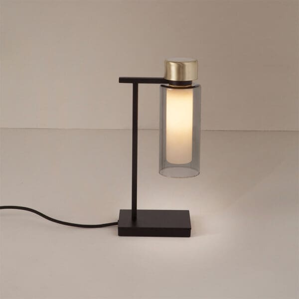 Tooy OSMAN 560.31 - nero opaco, ottone spazzolato e vetri fumè