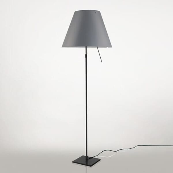 Luceplan COSTANZA D13 t terra stelo telescopico dimmer sensoriale - corpo nero e paralume grigio cemento