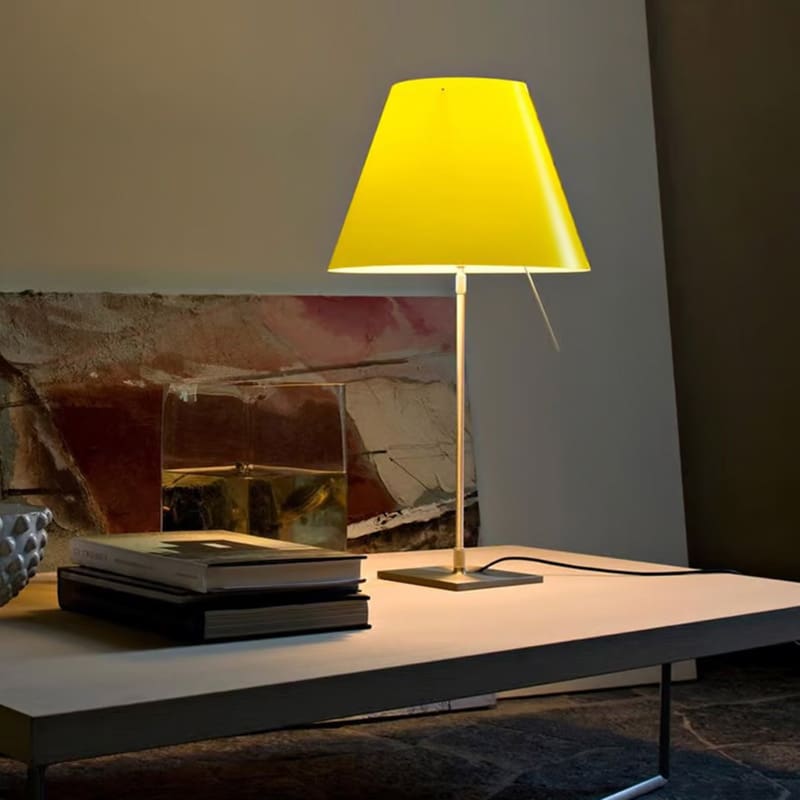 Luceplan COSTANZA D13 tavolo stelo telescopico dimmer sensoriale - corpo alluminio e paralume nocciola - immagine 2