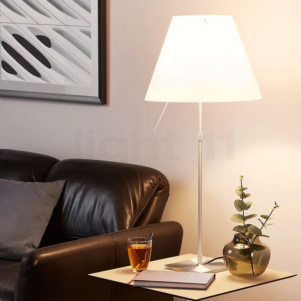 Luceplan COSTANZA D13 tavolo stelo telescopico dimmer sensoriale - corpo ottone e paralume bianco - immagine 2