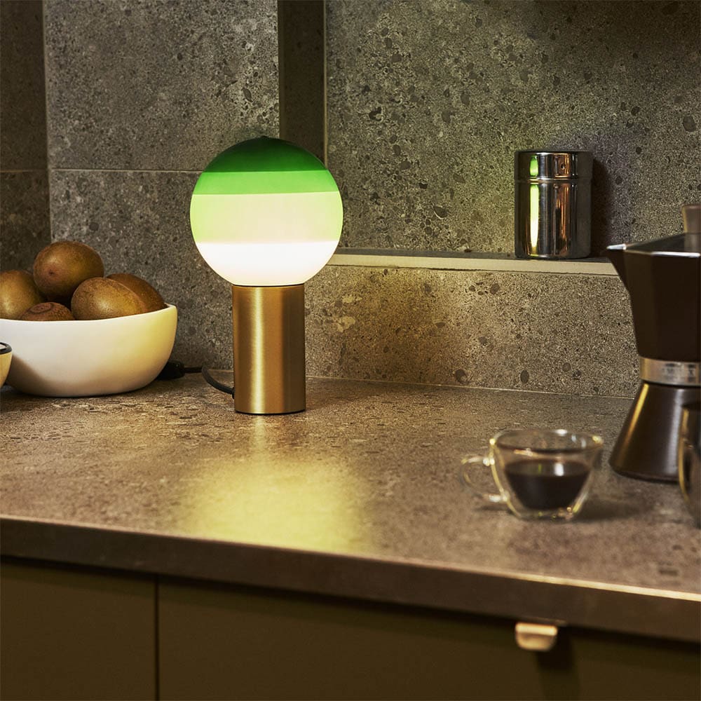 Marset DIPPING LIGHT tavolo - ambra base ottone spazzolato - immagine 2