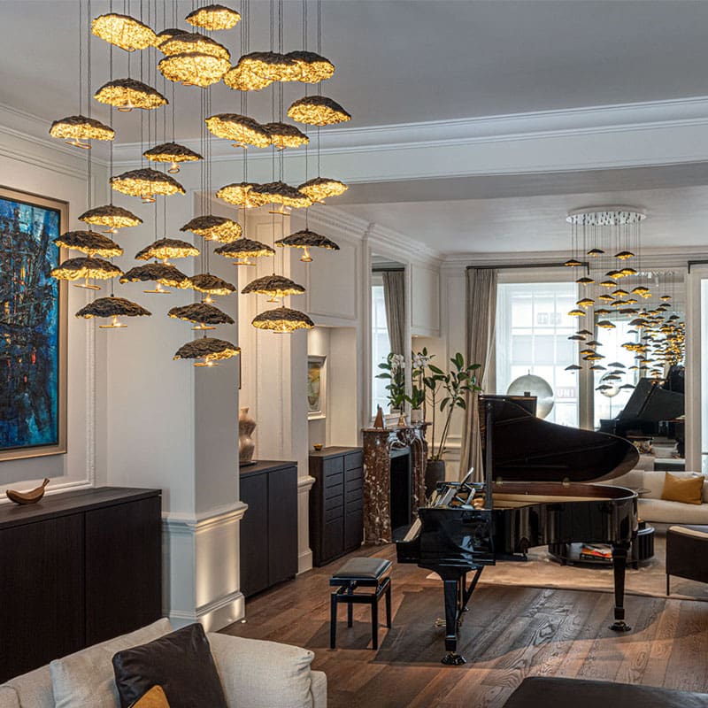 Catellani & Smith GOLD MOON CHANDELIER 20 - Cascata - base acciaio satinato, schermi nero e foglia oro - immagine 2